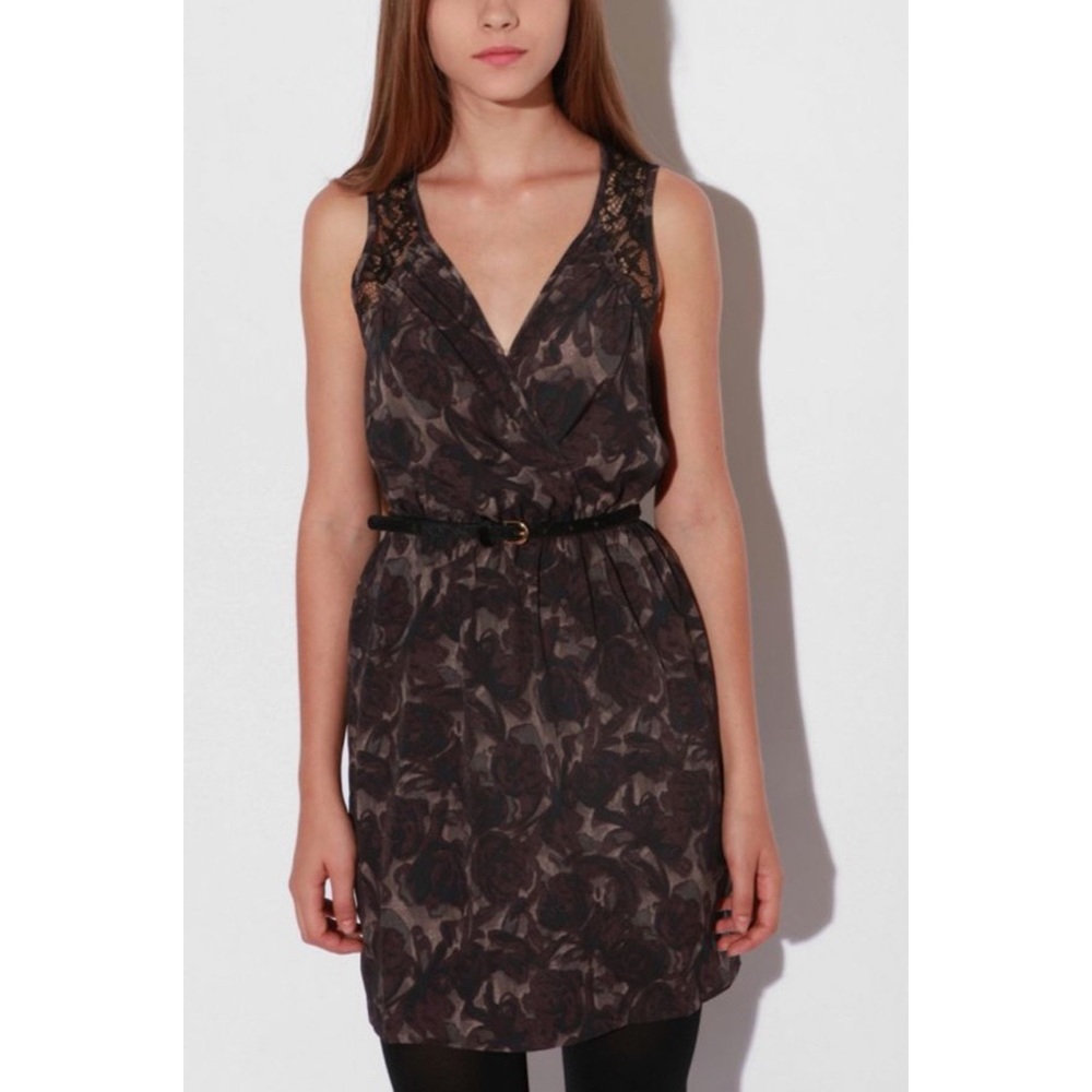 Urban Outfitters Tela Lace Inset Surplice Dress
